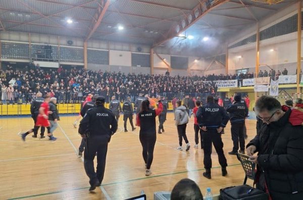 Mostar spreman za spektakl: Zrinjski i Velež u odlučujućem okršaju za Premijer ligu