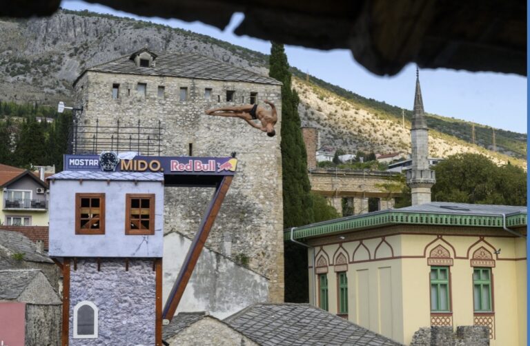 Iffland i Gimeno preuzeli vodstvo pred finale Red Bull Cliff Divinga u Mostaru