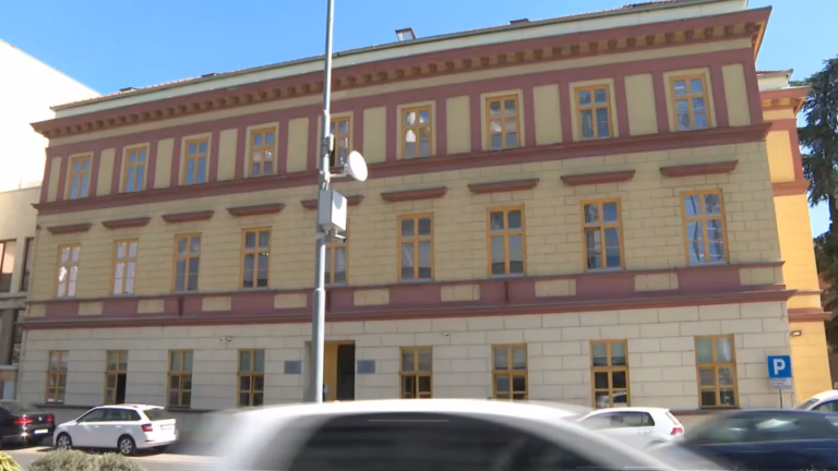Sudski izvršitelji, asistenti, daktilografi i uposlenici u pisarnicama pravosuđa HNK dobijaju dodatak na platu