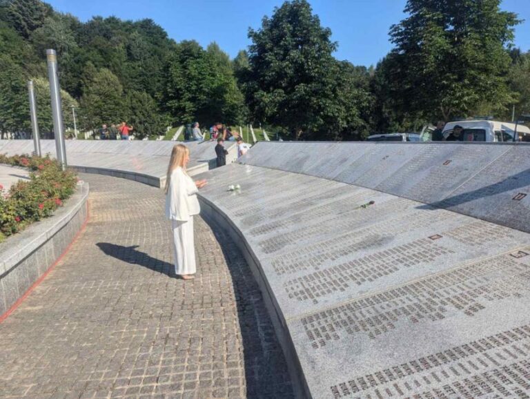 Đemila Talić Gabriel nakon veličanja Ratka Mladića: Sramota nije u narodu, već u politici koja decenijama odbija da se suoči s istinom