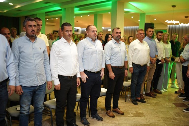 SDA u Blagaju okupila članove i simpatizere: U fokusu Mostar i budući projekti