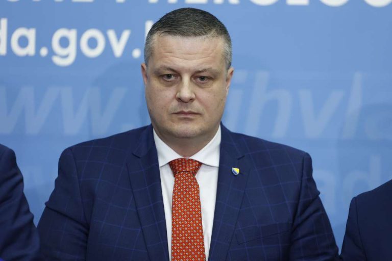 Vojinu Mijatoviću izrečene mjere zabrane obavljanja rukovodećih pozicija u Federaciji BiH
